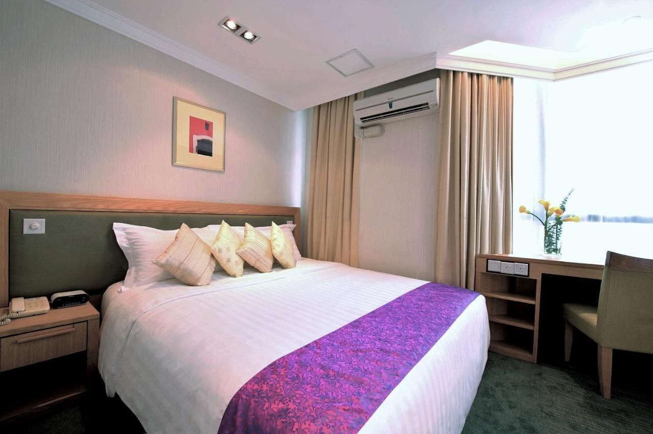 Hotel Bishop Lei International House